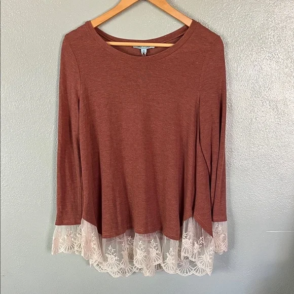 Women's Lace Hem Top in Brown - Picture 2 of 16